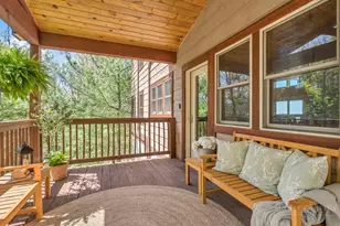124 W Blueberry Ln, Beech Mountain, NC 28604 - Photo 6