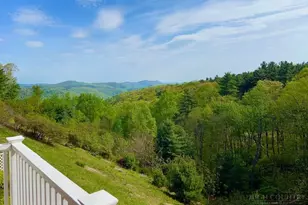 40 Club Villa Dr, Roaring Gap, NC 28668 - Photo 2
