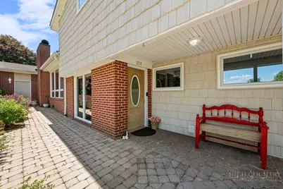 201 E Buck Mountain Road, West Jefferson, NC 28694 - Photo 4