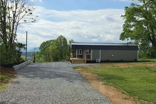 855 Grandview Dr, Sparta, NC 28675 - Photo 12