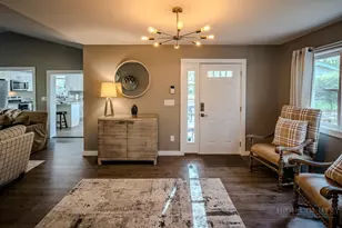 88 Trillium Rd, Newland, NC 28657 - Photo 6