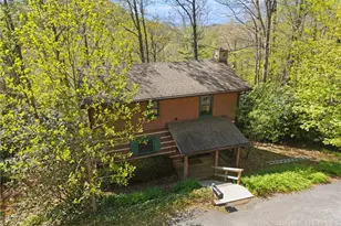 320 Holly Ln, Blowing Rock, NC 28605 - Photo 2