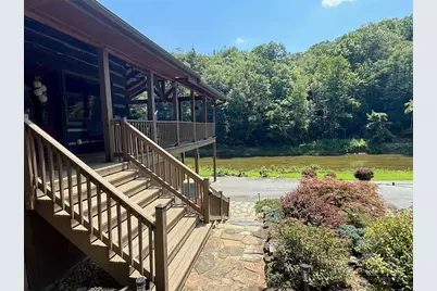 1059 Mouth Of Silas Creek Road, Lansing, NC 28643 - Photo 8