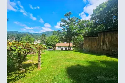 211 Arthur G Caudill Rd, West Jefferson, NC 28694 - Photo 28
