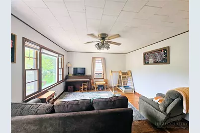 211 Arthur G Caudill Rd, West Jefferson, NC 28694 - Photo 6