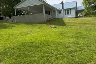 272 Ballpark Rd, Sparta, NC 28675 - Photo 10