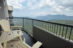303 Sugar Top Dr, Sugar Mountain, NC 28604 - Photo 14
