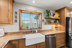 121 Shady Oaks Ln, Newland, NC 28657 - Photo 6
