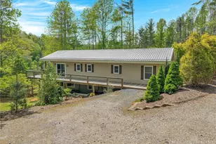 607 Skyline Rd, West Jefferson, NC 28694 - Photo 2