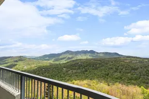 303 Sugar Top Dr, Sugar Mountain, NC 28604 - Photo 32