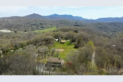 272 Stoneybrook Lane, Banner Elk, NC 28604 - Photo 4