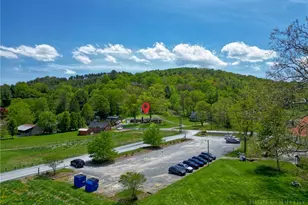 2853 Broadstone Rd, Banner Elk, NC 28604 - Photo 2