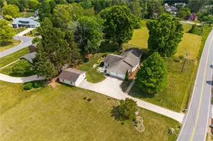 1137 Hibriten Dr, Lenoir, NC 28645 - Photo 42