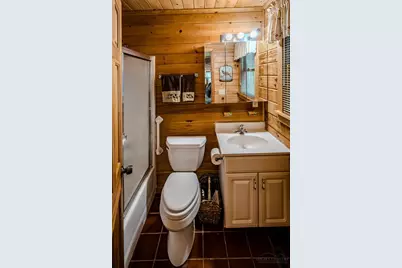 97 Lakeview Road, Newland, NC 28657 - Photo 22