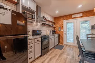 141 Snowflake Rd, Banner Elk, NC 28604 - Photo 18