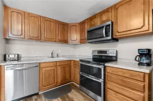 1317 Sugar Mountain Dr, Sugar Mountain, NC 28657 - Photo 4