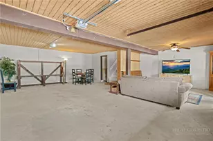 1317 Sugar Mountain Dr, Sugar Mountain, NC 28657 - Photo 26