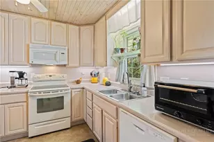 112 Chandy St, Boone, NC 28607 - Photo 16