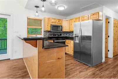 830 W Tweetsie Lane, Banner Elk, NC 28604 - Photo 8