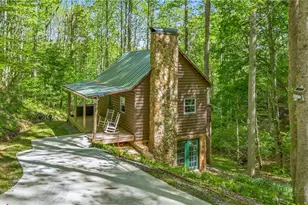 204 Mountain Side Ln, Crumpler, NC 28617 - Photo 1