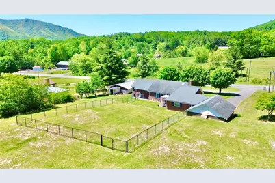2660 US Higway 221, Jefferson, NC 28640 - Photo 32
