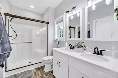 209 W Evergreen Street, West Jefferson, NC 28694 - Photo 24