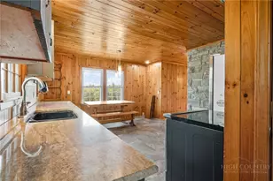 656 Goforth Rd, Blowing Rock, NC 28605 - Photo 18