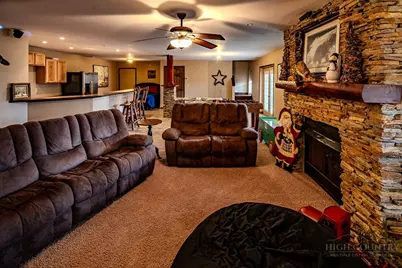 110 Greenbriar Road, Beech Mountain, NC 28604 - Photo 2