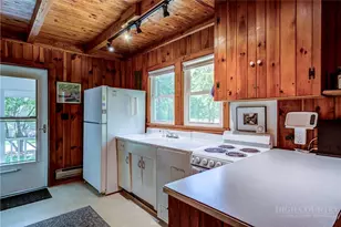 1010 Rash Rd, Glade Valley, NC 28627 - Photo 18