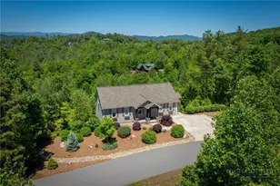5564 Table View Ln, Lenoir, NC 28645 - Photo 2