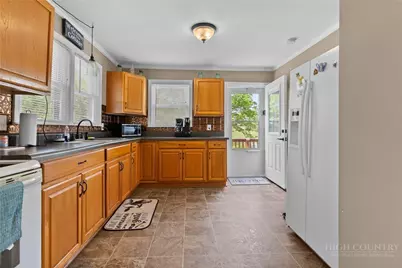4532 Nc Highway 18, Sparta, NC 28675 - Photo 12