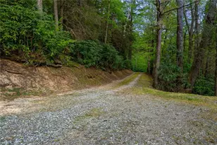 217 Holiday Hills Dr, Boone, NC 28607 - Photo 8