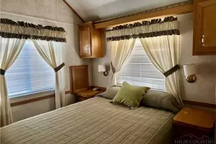 108 Finch Wy, West Jefferson, NC 28694 - Photo 6