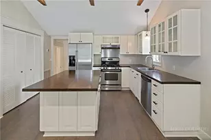 279 Green St, Blowing Rock, NC 28605 - Photo 12