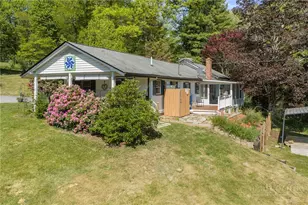 190 Benfield Rd, Crossnore, NC 28616 - Photo 6