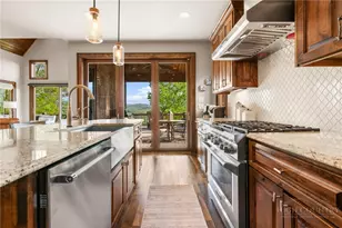 92 White Eagle Trl, Banner Elk, NC 28622 - Photo 6