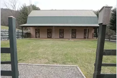 420 Virginia Lane, Mouth of Wilson, VA 24363 - Photo 2