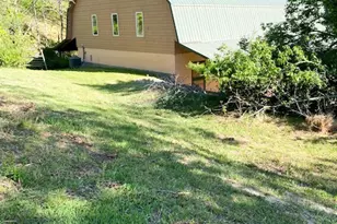 420 Virginia Ln, Mouth of Wilson, VA 24363 - Photo 4