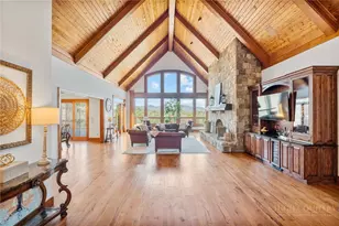 2054 Reynolds Pkwy, Boone, NC 28607 - Photo 2