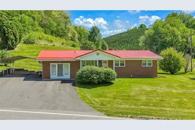 346 Piney Creek Road, Lansing, NC 28643 - Photo 1