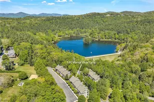 140 Manor View Ln, Blowing Rock, NC 28605 - Photo 2