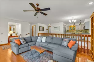 140 Manor View Ln, Blowing Rock, NC 28605 - Photo 8