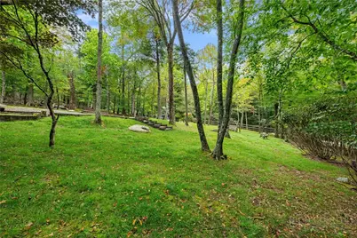 137 Staghorn Hollow Road, Beech Mountain, NC 28604 - Photo 2