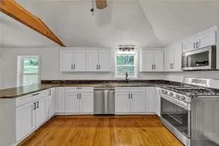 510 Ford St, West Jefferson, NC 28694 - Photo 4