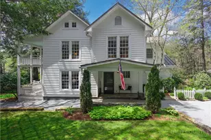 131 Laurel Dr, Blowing Rock, NC 28605 - Photo 2