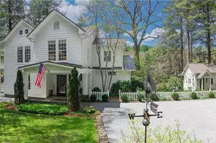 131 Laurel Dr, Blowing Rock, NC 28605 - Photo 4