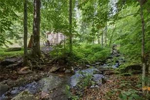 635/634 Little Horse Creek Rd, Newland, NC 28657 - Photo 10