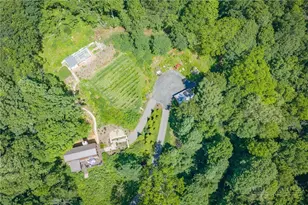635/634 Little Horse Creek Rd, Newland, NC 28657 - Photo 6