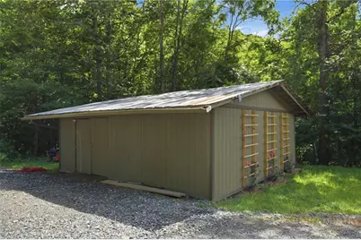 635/634 Little Horse Creek Road, Newland, NC 28657 - Photo 44