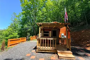 178 Mt Jefferson Ln, Jefferson, NC 28640 - Photo 2